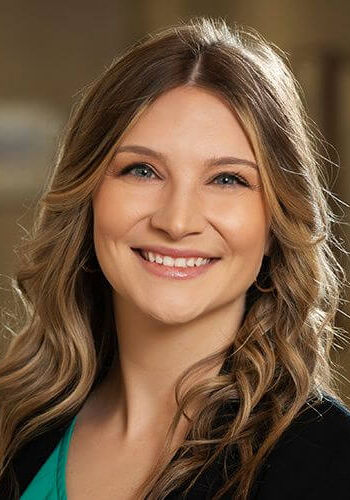 9 Alyssa Wiles Headshot